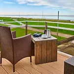 Badhotel Sternhagen Отель Куксхафен