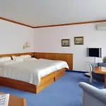 Badhotel Sternhagen 5*