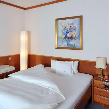 Badhotel Sternhagen 5* Κουξχάφεν