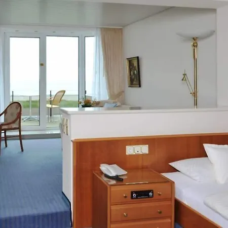 Отель Badhotel Sternhagen 5*