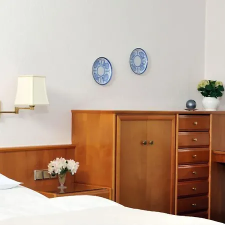 Отель Badhotel Sternhagen Куксхафен