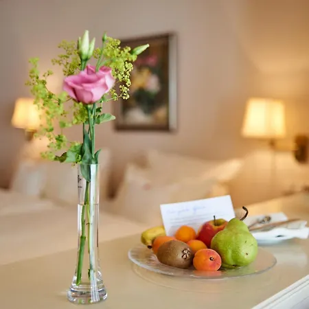 ホテル Badhotel Sternhagen 5*