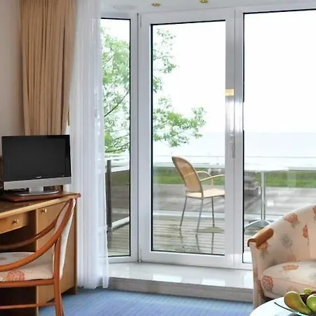 Отель Badhotel Sternhagen Куксхафен