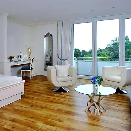 Ξενοδοχείο Badhotel Sternhagen Κουξχάφεν
