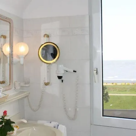 Отель Badhotel Sternhagen Куксхафен