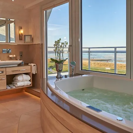 Отель Badhotel Sternhagen 5*