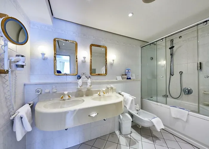 Hotel Badhotel Sternhagen 5*